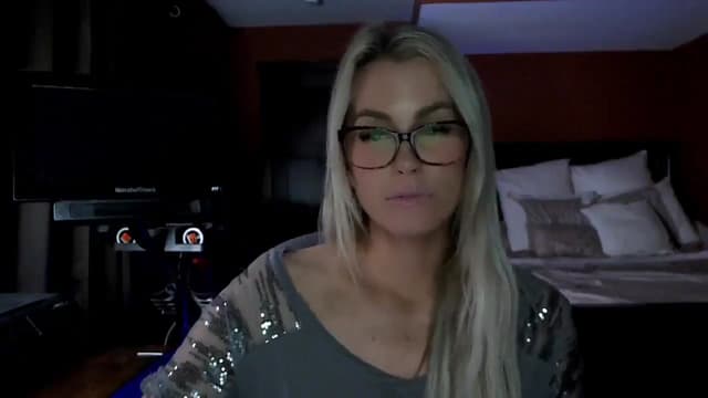 Gallery image thumbnail from Cora9's myfreecams stream on, 02/19/2026, 06:30 image 12 of 20