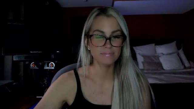 Gallery image thumbnail from Cora9's myfreecams stream on, 02/24/2026, 06:36 image 3 of 20