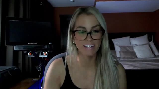 Gallery image thumbnail from Cora9's myfreecams stream on, 02/24/2026, 06:36 image 15 of 20