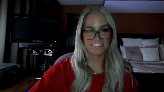 Gallery image thumbnail from Cora9's myfreecams stream on, 04/28/2026, 05:35 image 7 of 20