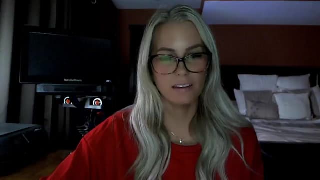 Gallery image thumbnail from Cora9's myfreecams stream on, 04/28/2026, 05:35 image 2 of 20