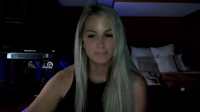 Gallery image thumbnail from Cora9's myfreecams stream on, 07/09/2026, 06:01 image 17 of 20