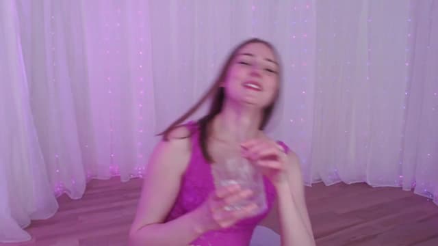 Gallery image thumbnail from Cosmo's myfreecams stream on, 03/31/2024, 24:15 image 10 of 20