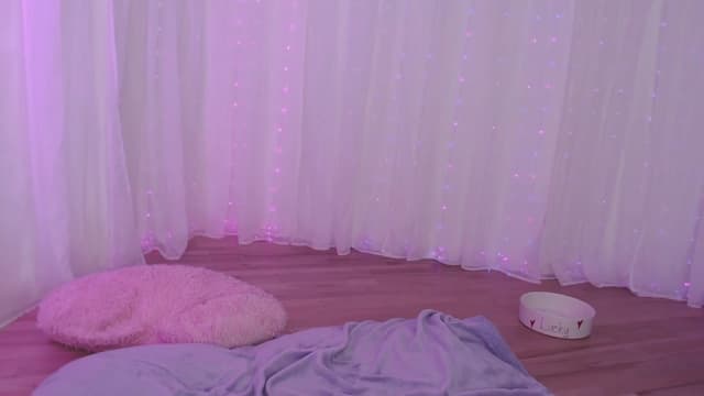 Gallery image thumbnail from Cosmo's myfreecams stream on, 03/31/2024, 03:50 image 14 of 20