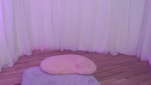 Gallery image thumbnail from Cosmo's myfreecams stream on, 04/28/2024, 05:02 image 10 of 20