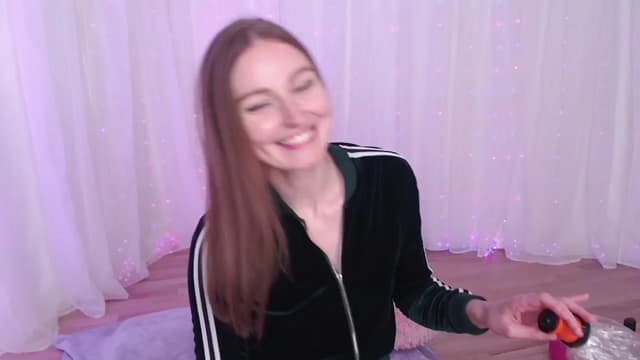 Gallery image thumbnail from Cosmo's myfreecams stream on, 06/11/2024, 04:43 image 6 of 20