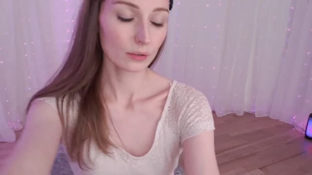 Gallery image thumbnail from Cosmo's myfreecams stream on, 11/02/2024, 24:57 image 18 of 20