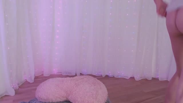 Gallery image thumbnail from Cosmo's myfreecams stream on, 11/02/2024, 03:09 image 20 of 20