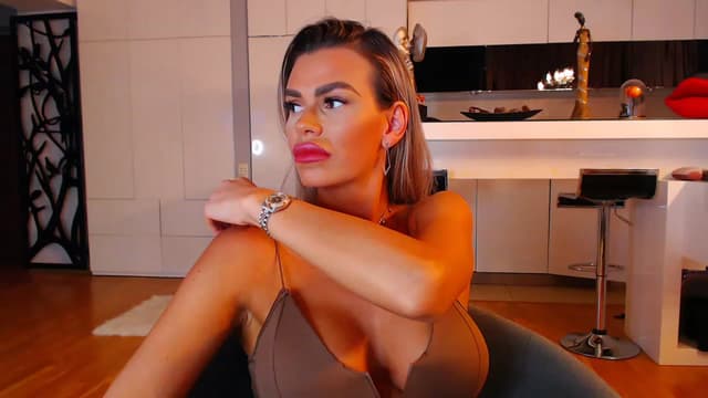 Gallery image thumbnail from D_y_y's myfreecams stream on, 12/03/2022, 05:19 image 8 of 20