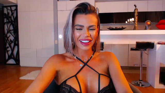 Gallery image thumbnail from D_y_y's myfreecams stream on, 12/04/2022, 04:40 image 20 of 20
