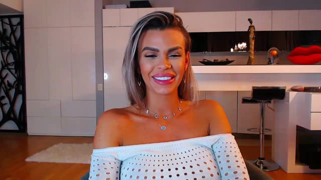 Gallery image thumbnail from D_y_y's myfreecams stream on, 12/05/2022, 04:45 image 2 of 20