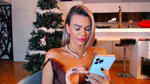 Gallery image thumbnail from D_y_y's myfreecams stream on, 12/10/2022, 02:49 image 19 of 20