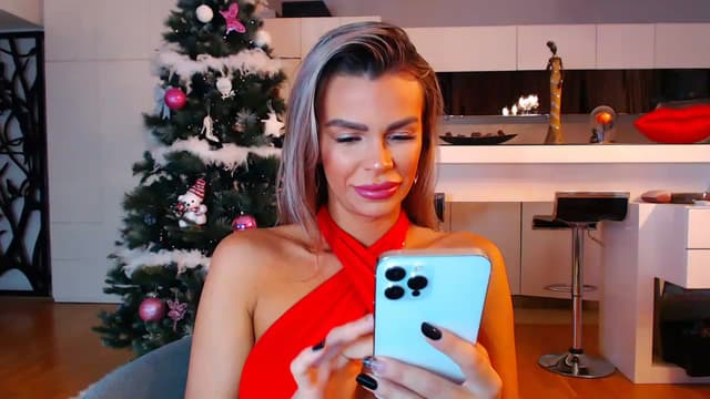 Gallery image thumbnail from D_y_y's myfreecams stream on, 12/12/2022, 03:42 image 10 of 20