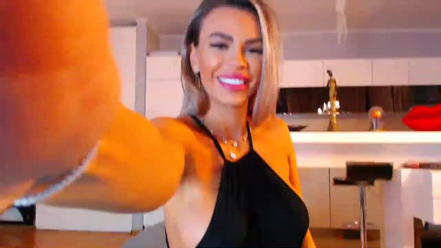 Gallery image thumbnail from D_y_y's myfreecams stream on, 12/29/2022, 05:34 image 1 of 20