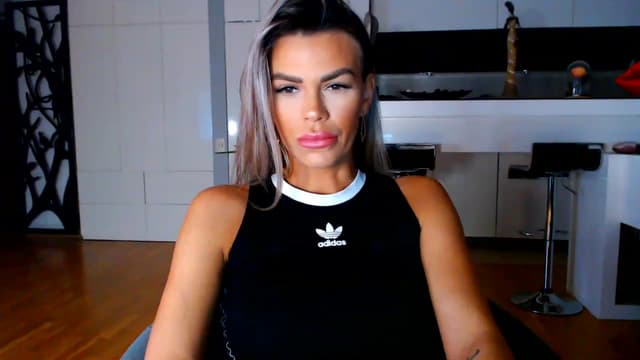 Gallery image thumbnail from D_y_y's myfreecams stream on, 01/14/2023, 04:22 image 17 of 20