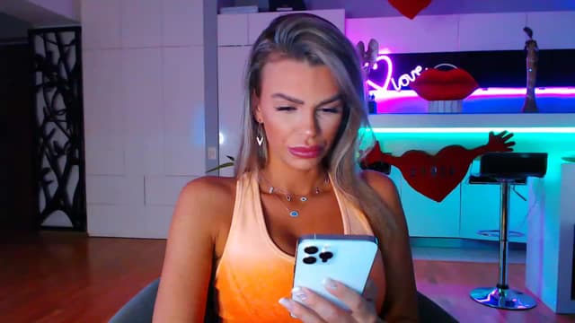 Gallery image thumbnail from D_y_y's myfreecams stream on, 02/13/2023, 04:18 image 16 of 20