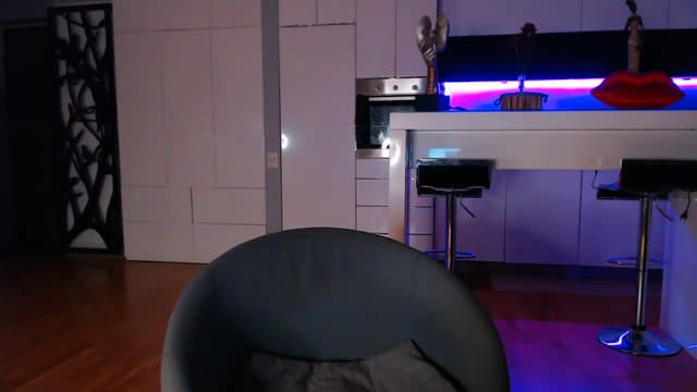 Gallery image thumbnail from D_y_y's myfreecams stream on, 04/02/2023, 04:28 image 1 of 20