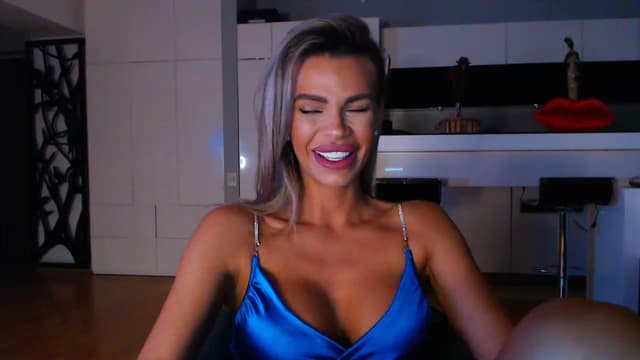 Gallery image thumbnail from D_y_y's myfreecams stream on, 04/12/2023, 04:24 image 8 of 20