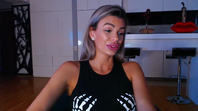 Gallery image thumbnail from D_y_y's myfreecams stream on, 04/14/2023, 04:18 image 14 of 20