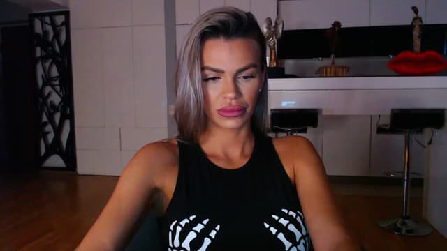 Gallery image thumbnail from D_y_y's myfreecams stream on, 04/14/2023, 04:18 image 12 of 20