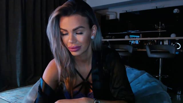 Gallery image thumbnail from D_y_y's myfreecams stream on, 05/04/2023, 03:17 image 3 of 20