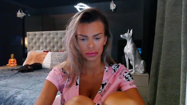 Gallery image thumbnail from D_y_y's myfreecams stream on, 07/09/2023, 03:29 image 16 of 20