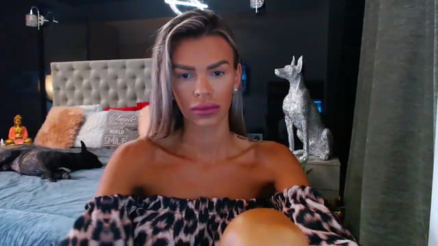 Gallery image thumbnail from D_y_y's myfreecams stream on, 07/27/2023, 04:28 image 4 of 20