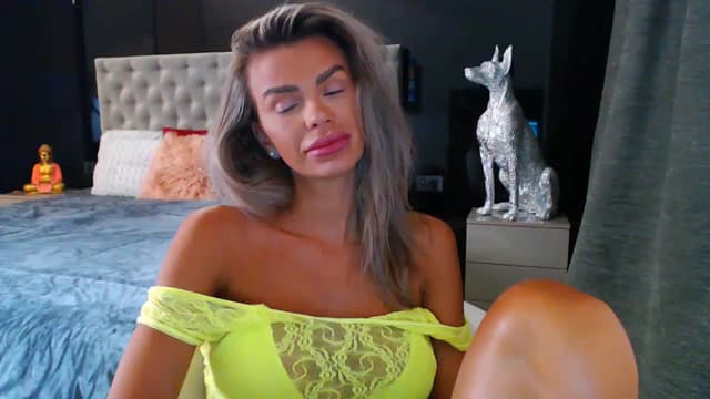 Gallery image thumbnail from D_y_y's myfreecams stream on, 08/19/2023, 04:41 image 18 of 20