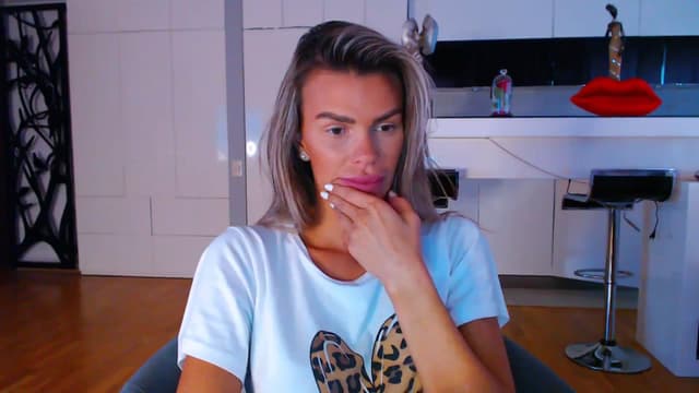 Gallery image thumbnail from D_y_y's myfreecams stream on, 09/08/2023, 04:41 image 19 of 20