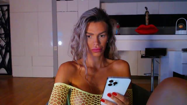 Gallery image thumbnail from D_y_y's myfreecams stream on, 09/26/2023, 03:50 image 12 of 20