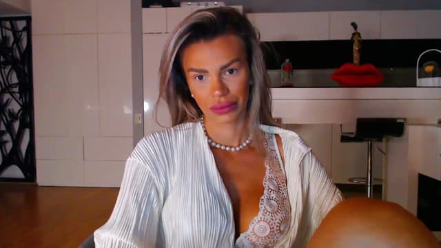 Gallery image thumbnail from D_y_y's myfreecams stream on, 10/05/2023, 05:25 image 3 of 20