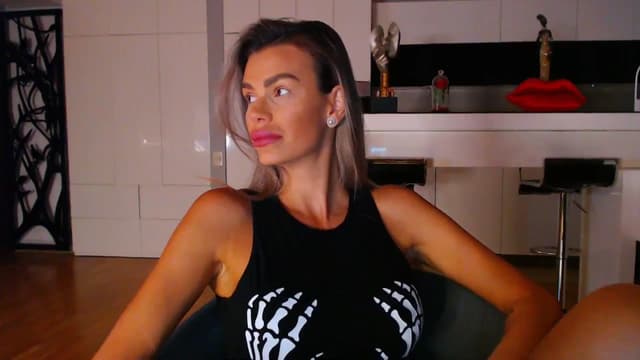 Gallery image thumbnail from D_y_y's myfreecams stream on, 10/06/2023, 03:18 image 6 of 20