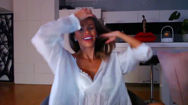 Gallery image thumbnail from D_y_y's myfreecams stream on, 10/22/2023, 05:12 image 12 of 20