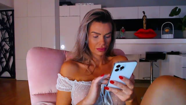Gallery image thumbnail from D_y_y's myfreecams stream on, 10/23/2023, 05:05 image 17 of 20
