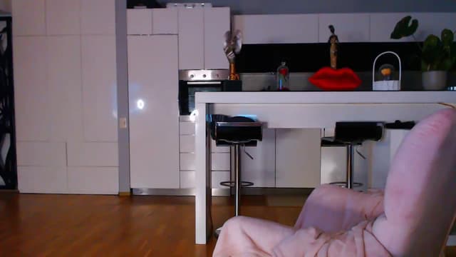 Gallery image thumbnail from D_y_y's myfreecams stream on, 10/24/2023, 04:47 image 16 of 20
