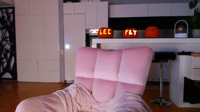 Gallery image thumbnail from D_y_y's myfreecams stream on, 10/25/2023, 05:15 image 1 of 20