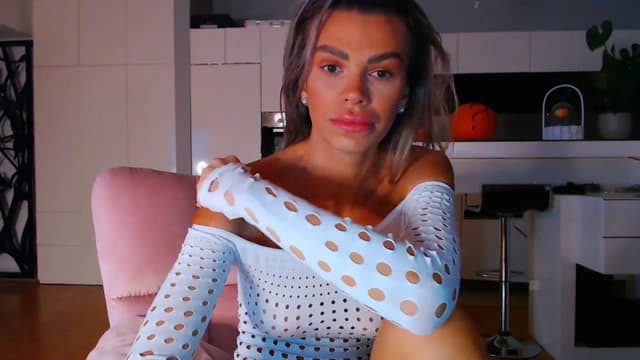 Gallery image thumbnail from D_y_y's myfreecams stream on, 10/26/2023, 04:40 image 3 of 20