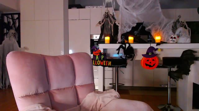 Gallery image thumbnail from D_y_y's myfreecams stream on, 10/31/2023, 03:30 image 15 of 20