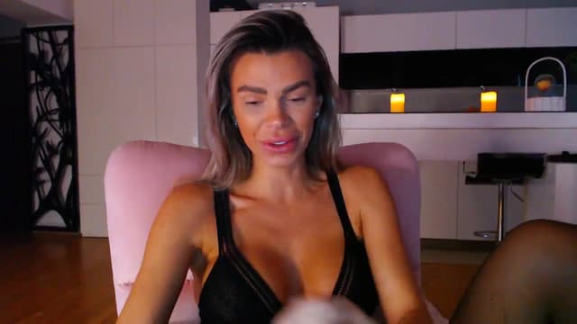 Gallery image thumbnail from D_y_y's myfreecams stream on, 11/13/2023, 05:52 image 12 of 20