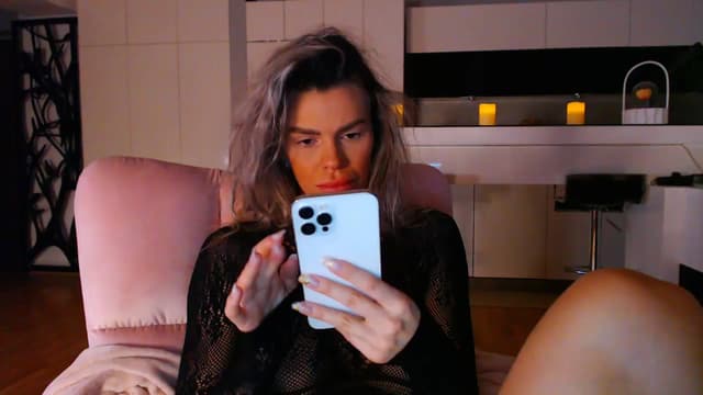 Gallery image thumbnail from D_y_y's myfreecams stream on, 11/25/2023, 06:01 image 15 of 20