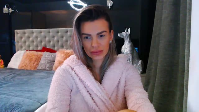 Gallery image thumbnail from D_y_y's myfreecams stream on, 12/01/2023, 06:25 image 19 of 20
