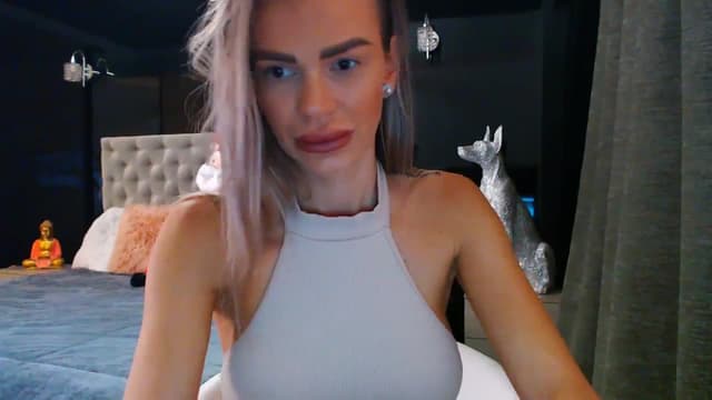 Gallery image thumbnail from D_y_y's myfreecams stream on, 12/02/2023, 04:16 image 18 of 20