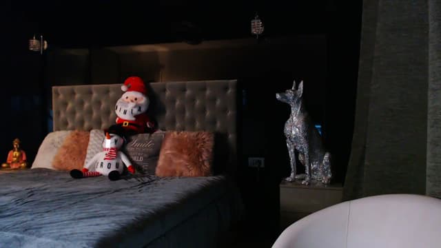Gallery image thumbnail from D_y_y's myfreecams stream on, 12/04/2023, 05:43 image 8 of 20