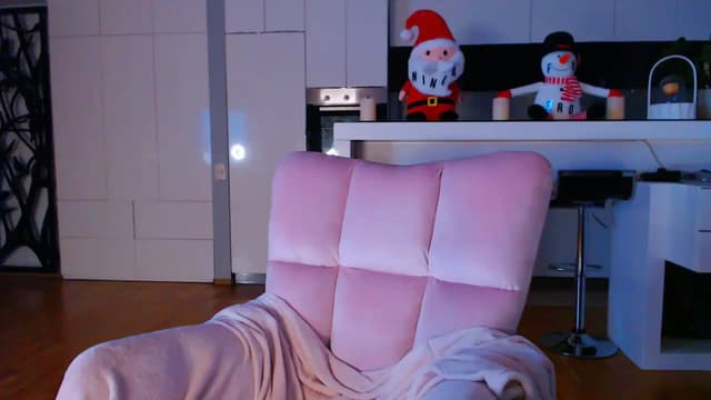 Gallery image thumbnail from D_y_y's myfreecams stream on, 12/07/2023, 06:39 image 18 of 20