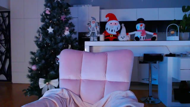 Gallery image thumbnail from D_y_y's myfreecams stream on, 12/11/2023, 06:58 image 20 of 20