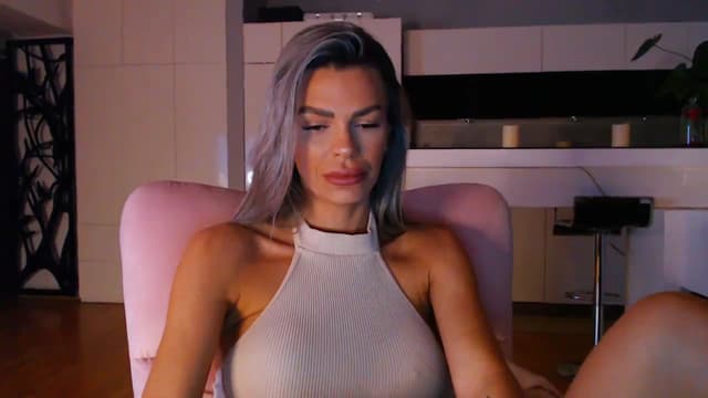 Gallery image thumbnail from D_y_y's myfreecams stream on, 02/07/2024, 05:47 image 7 of 20