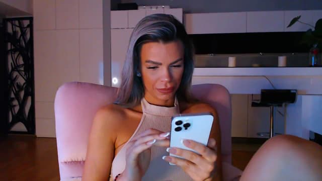 Gallery image thumbnail from D_y_y's myfreecams stream on, 02/07/2024, 05:47 image 9 of 20