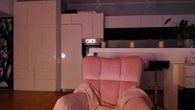 Gallery image thumbnail from D_y_y's myfreecams stream on, 02/08/2024, 06:19 image 6 of 20