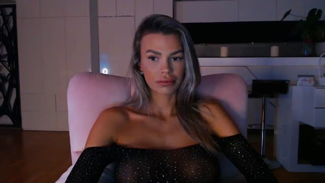 Gallery image thumbnail from D_y_y's myfreecams stream on, 03/05/2024, 05:43 image 4 of 20