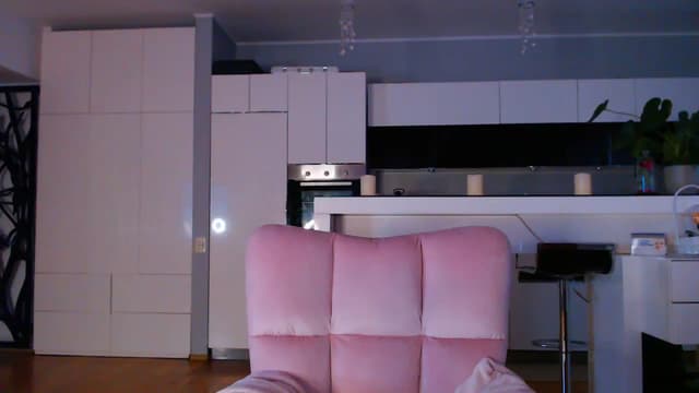 Gallery image thumbnail from D_y_y's myfreecams stream on, 03/06/2024, 05:42 image 10 of 20